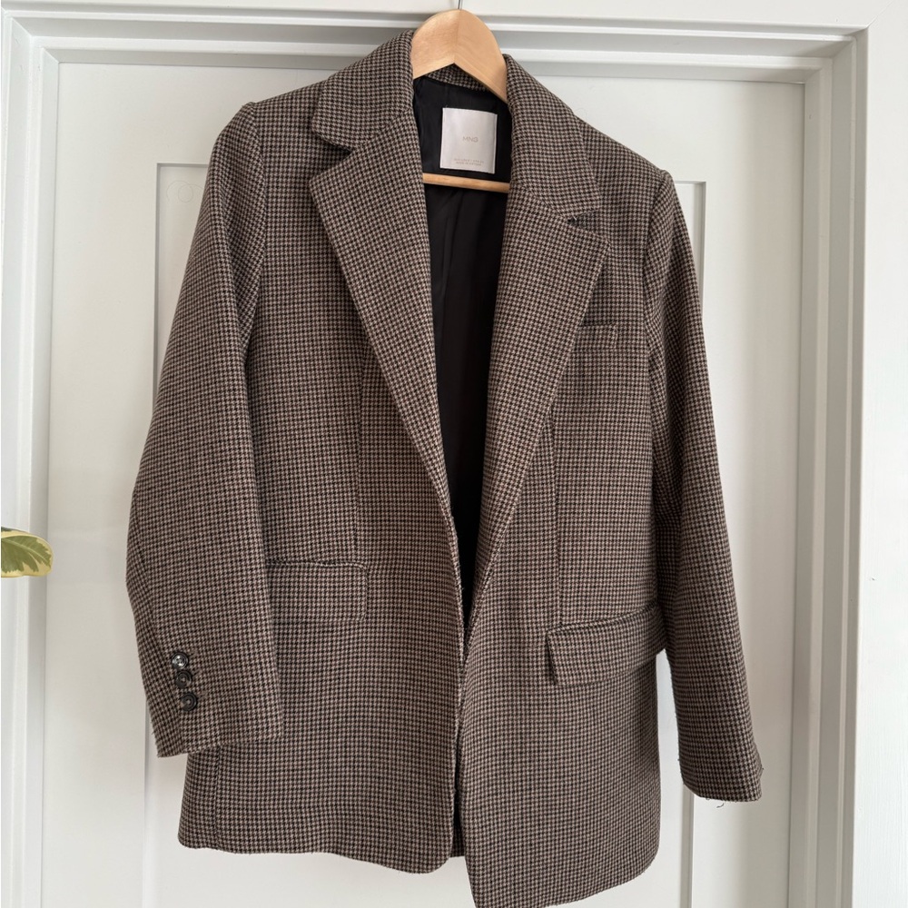 Mango Blazer - style with a crop top or professional button down. Versatile!